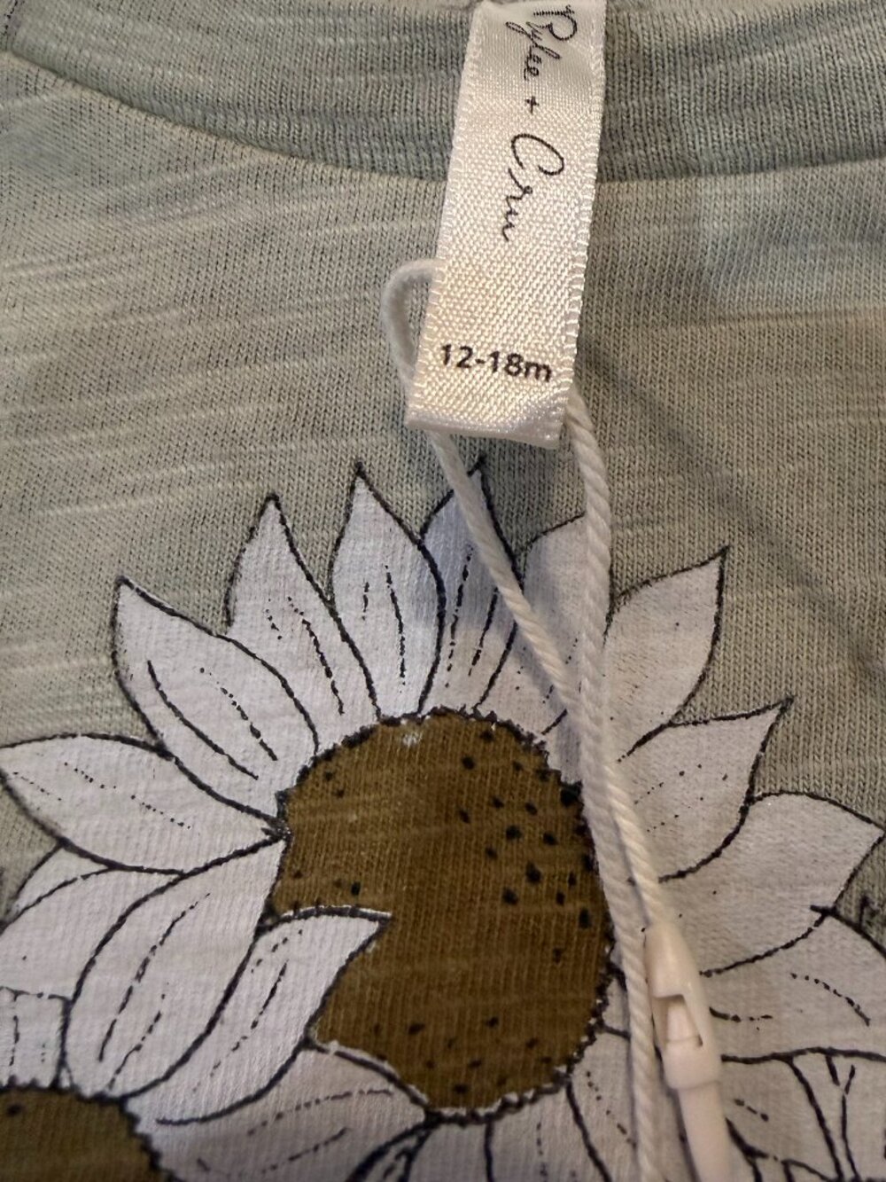 NWT Rylee + Cru Tee - Picture 3 of 3